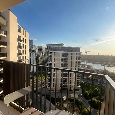 Waterfront Cozy 아파트 *